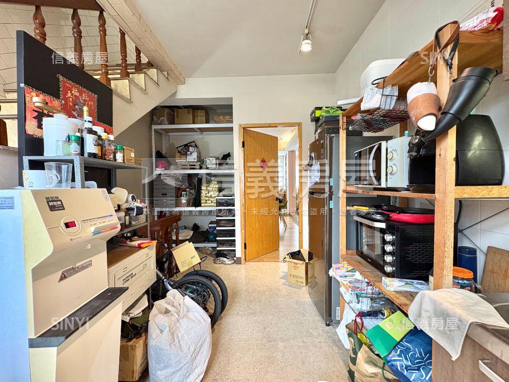 建工商圈．正路商住透店房屋室內格局與周邊環境