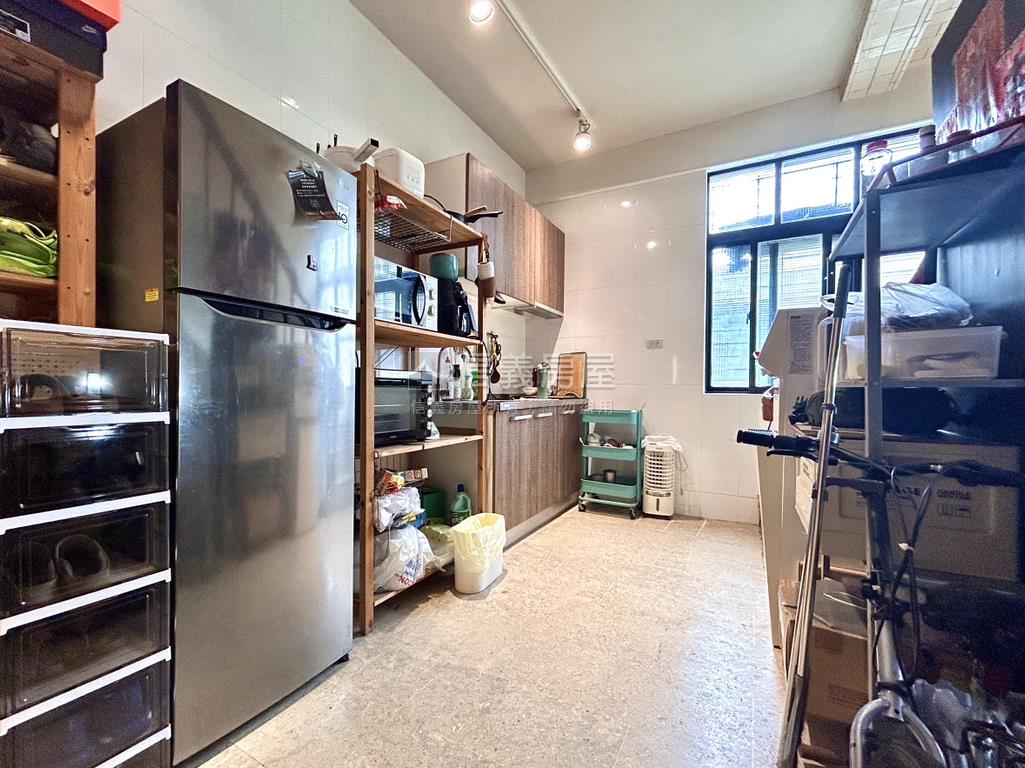 建工商圈．正路商住透店房屋室內格局與周邊環境