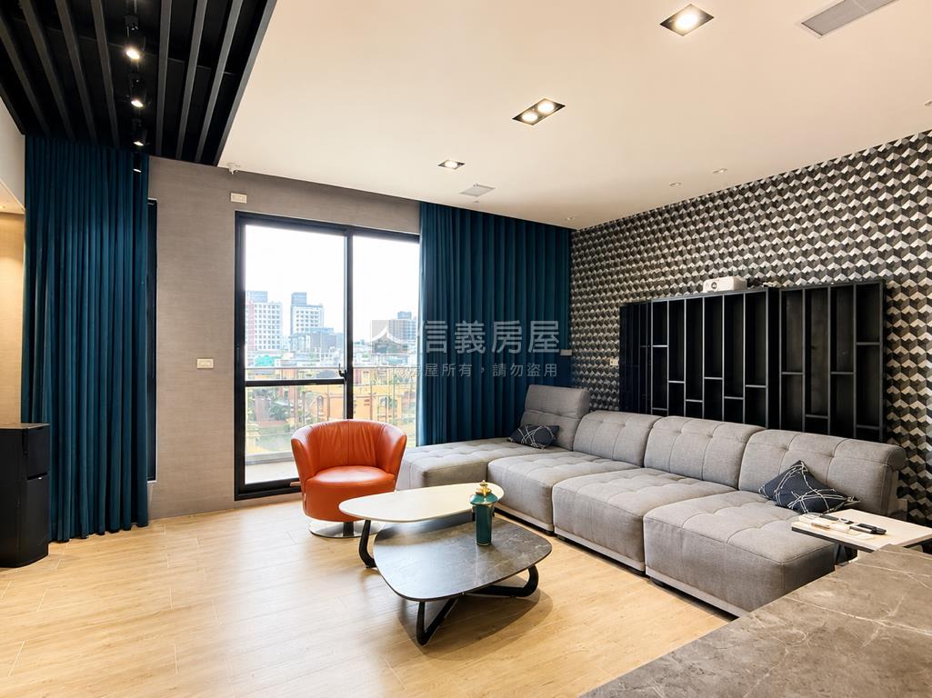 華鳳特區漂亮面寬電梯別墅房屋室內格局與周邊環境