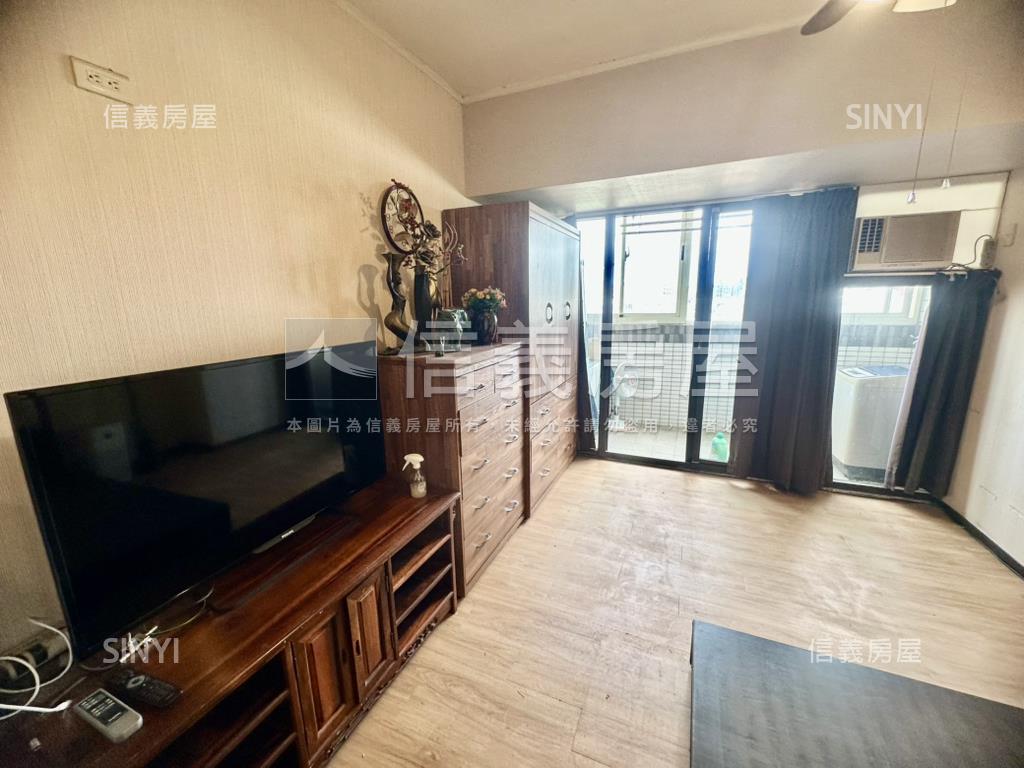 近中國醫景觀陽台套房房屋室內格局與周邊環境