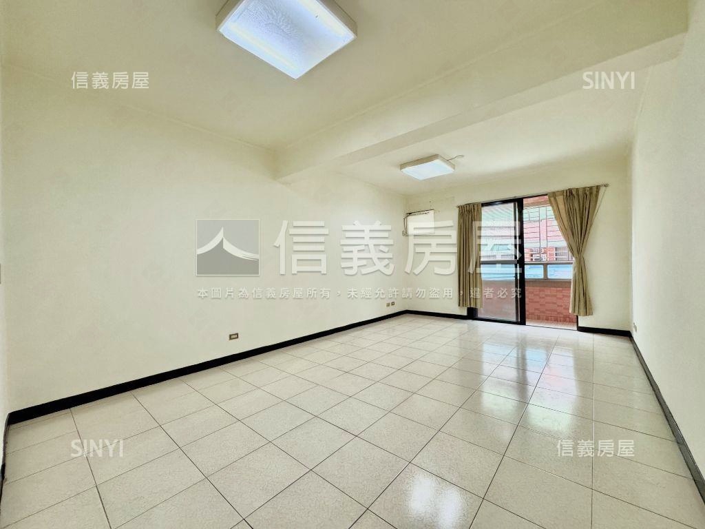 南工街國泰社區型傳統車墅房屋室內格局與周邊環境
