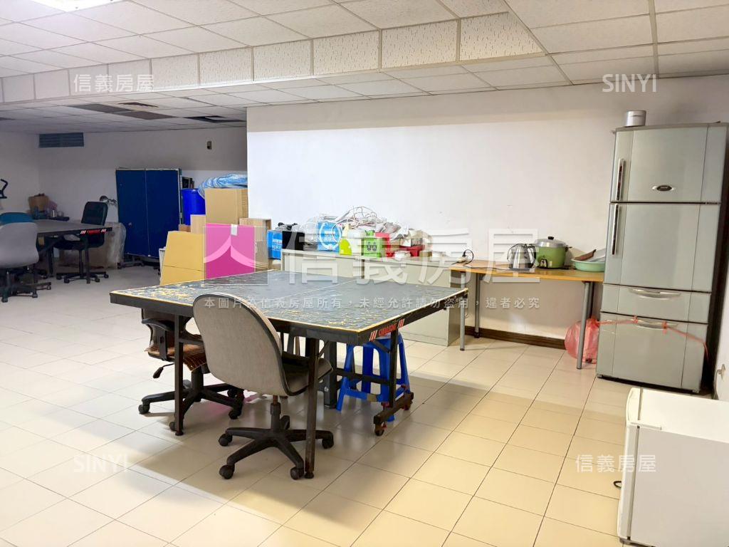 都會名園套房房屋室內格局與周邊環境