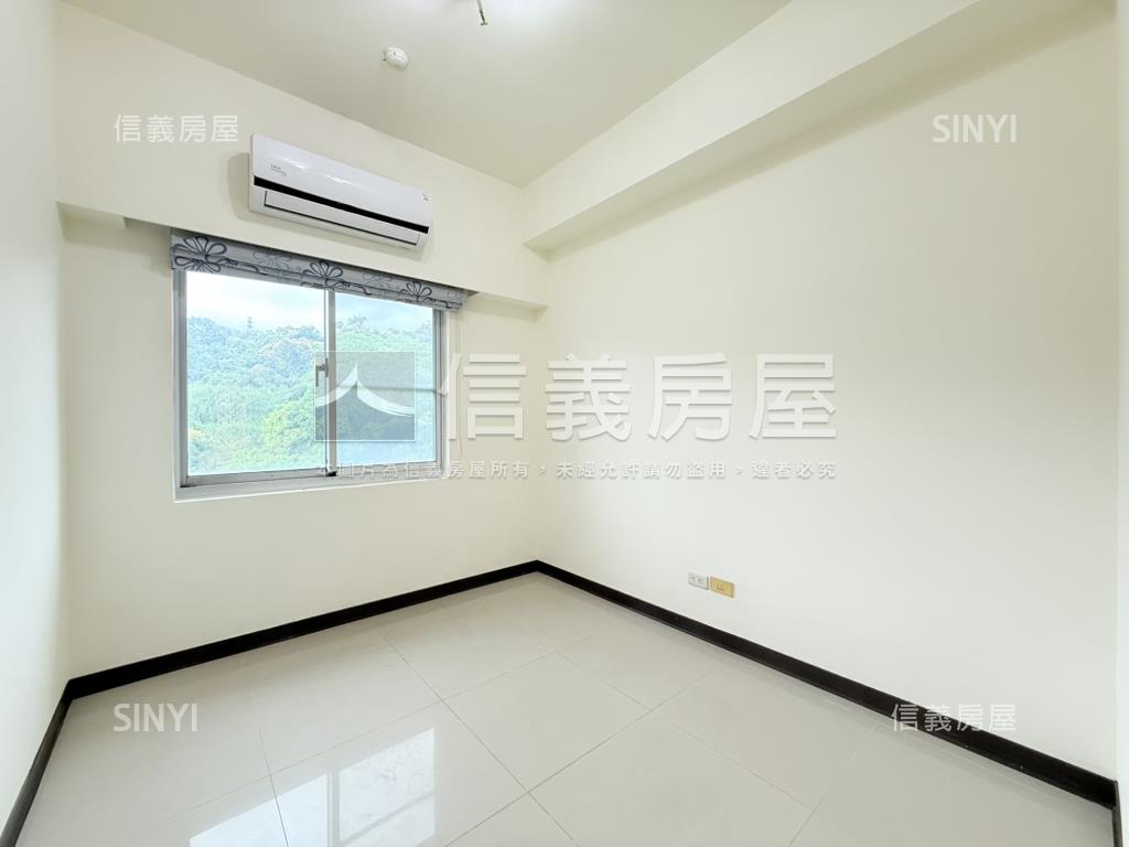景觀班芙戀人稀有３房車位房屋室內格局與周邊環境