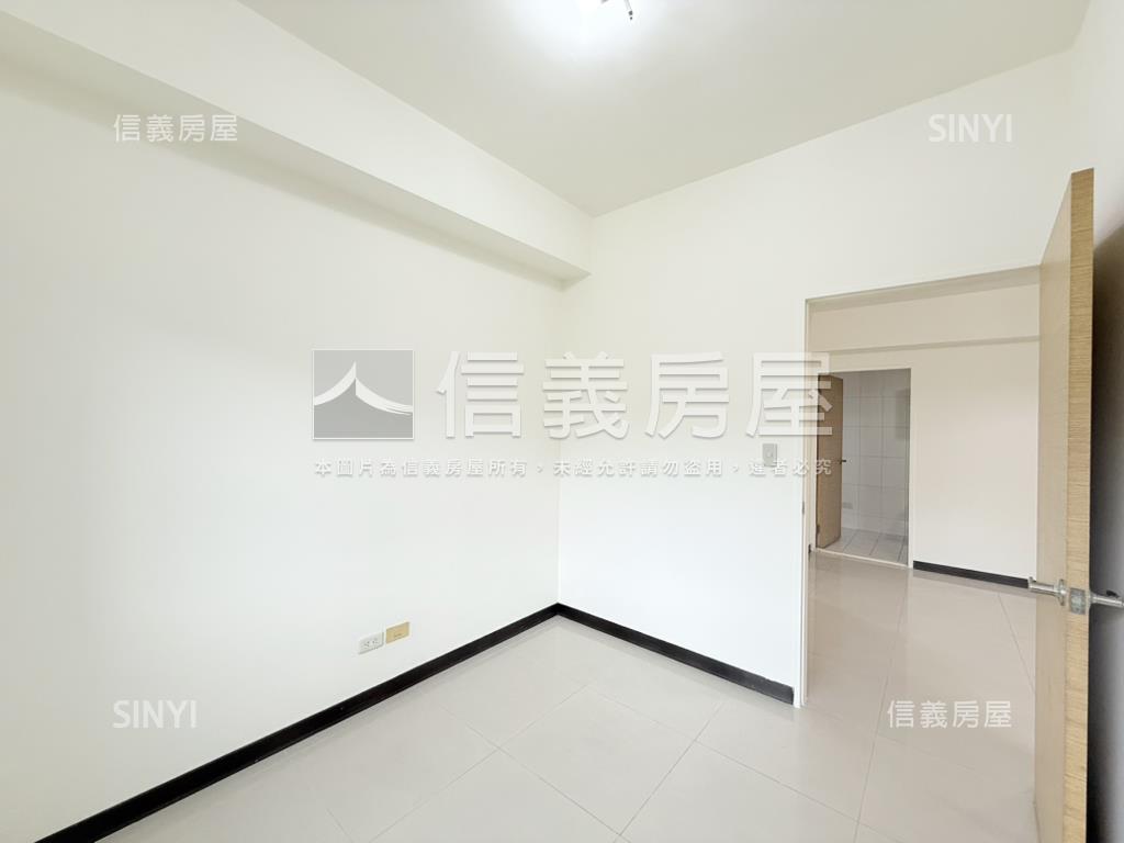 景觀班芙戀人稀有３房車位房屋室內格局與周邊環境