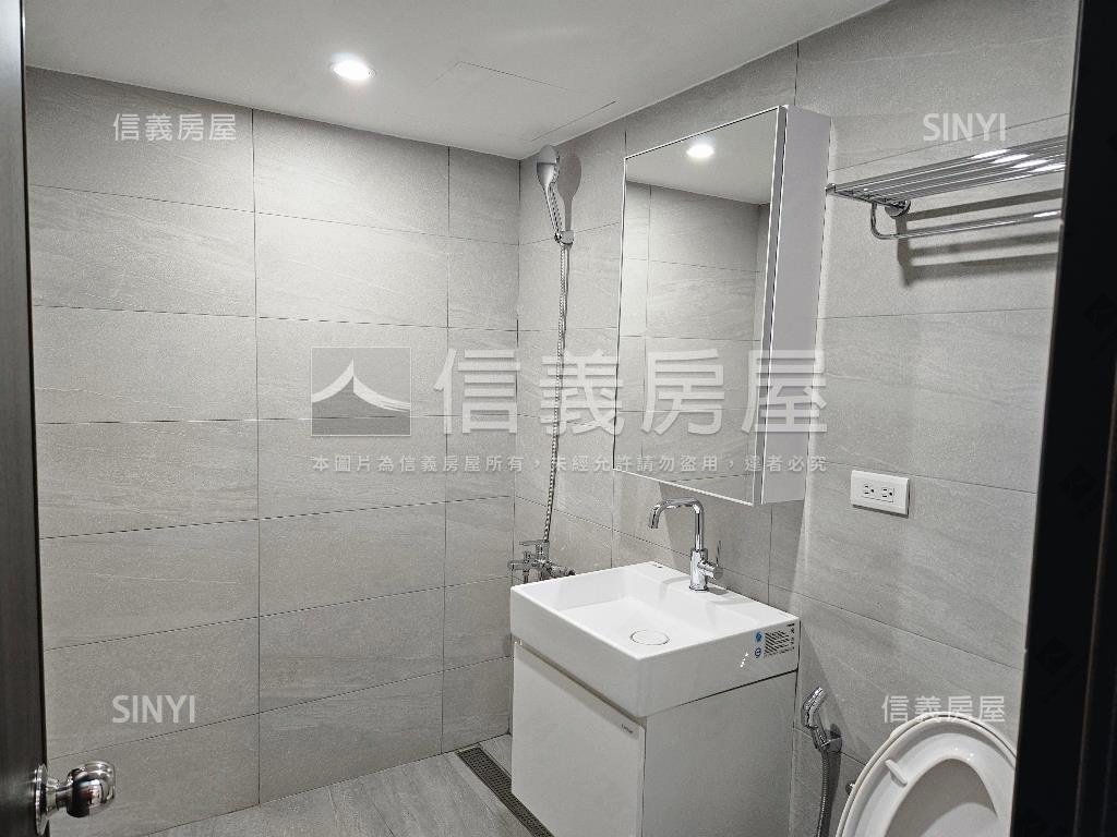 西屯Ａ＋Ｕ精緻美屋房屋室內格局與周邊環境