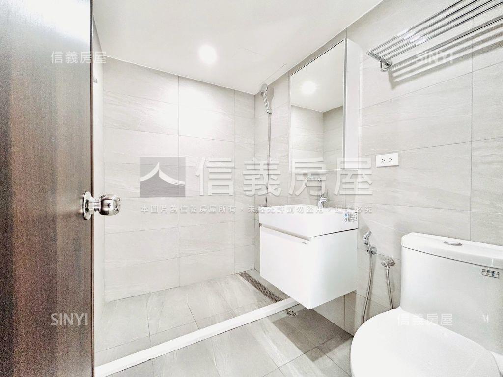 西屯Ａ＋Ｕ精緻美屋房屋室內格局與周邊環境