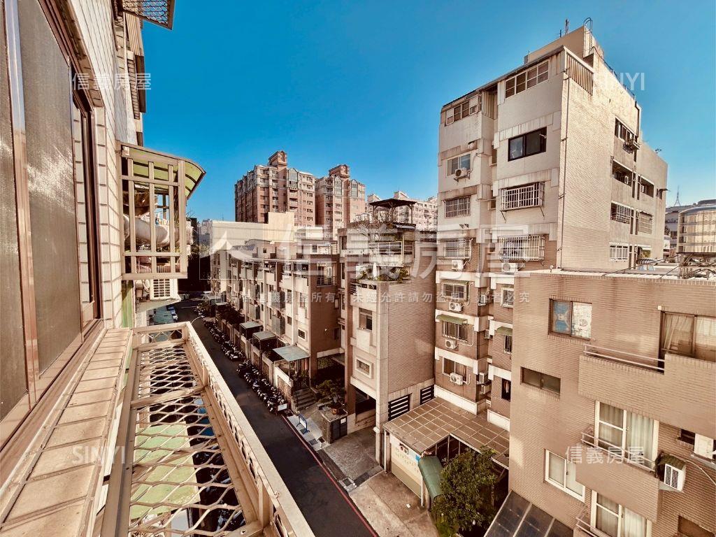 西屯Ａ＋Ｕ精緻美屋房屋室內格局與周邊環境