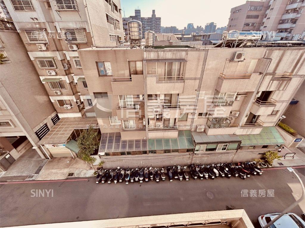 西屯Ａ＋Ｕ精緻美屋房屋室內格局與周邊環境