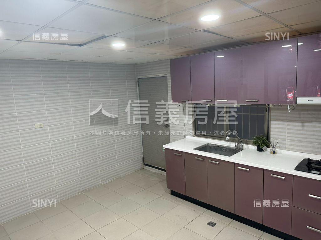 低總價中科門前好停車透天房屋室內格局與周邊環境