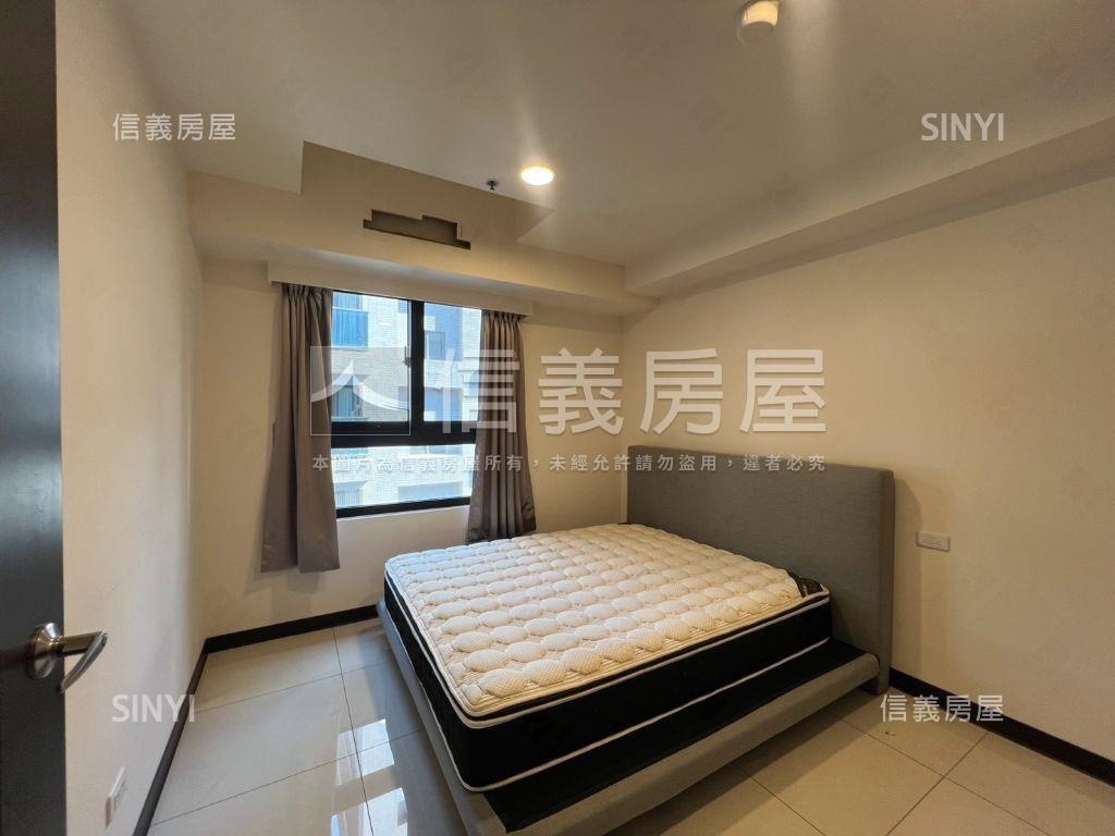 勝美樹美裝潢邊間三房車位房屋室內格局與周邊環境