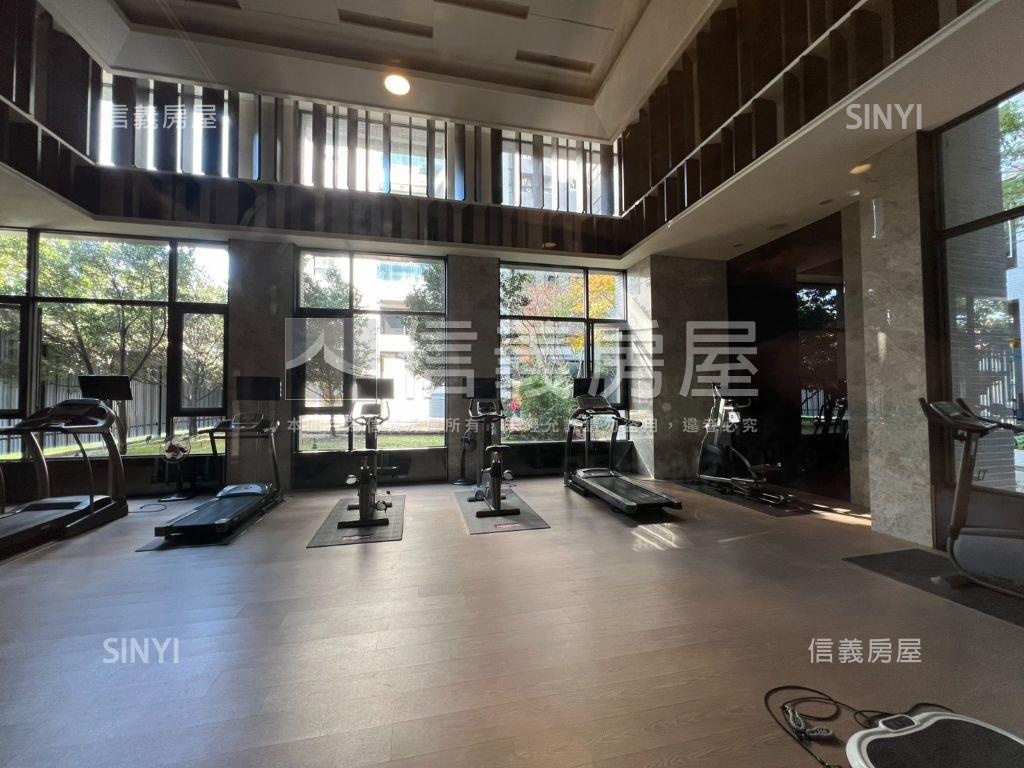 勝美樹美裝潢邊間三房車位房屋室內格局與周邊環境