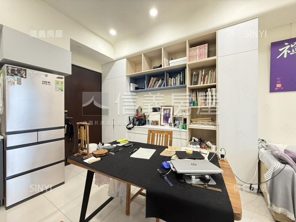 ◆將捷旅闊稀有２房車位◆房屋室內格局與周邊環境