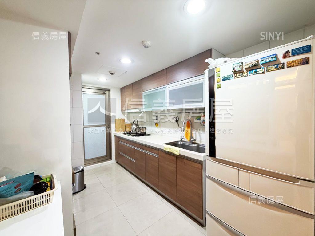 未來城帝王四房美屋房屋室內格局與周邊環境