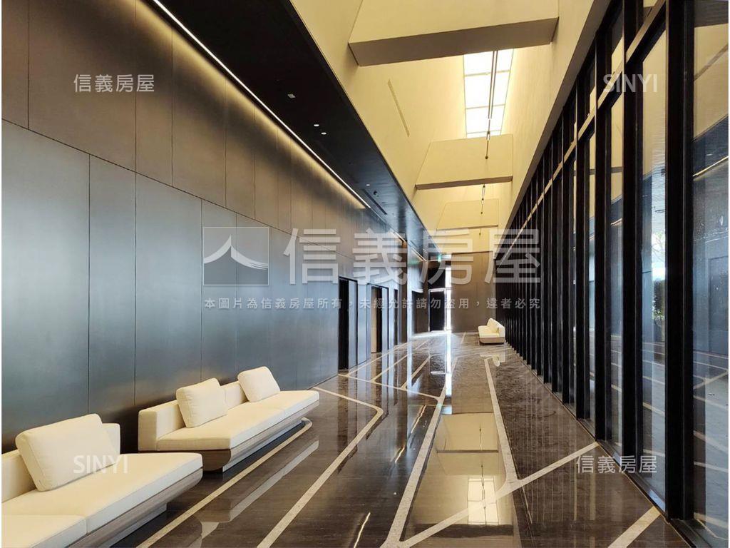 画世代稀有Ａ棟附車位房屋室內格局與周邊環境