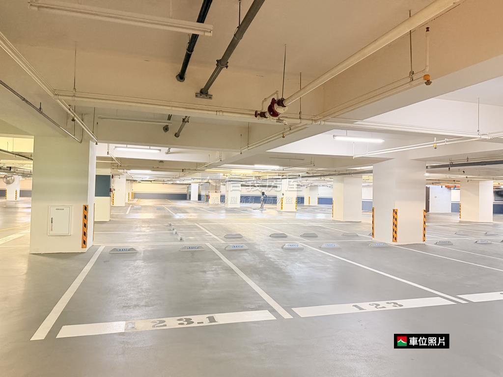 ＯＮＥＬＩＶＥ高樓戶房屋室內格局與周邊環境