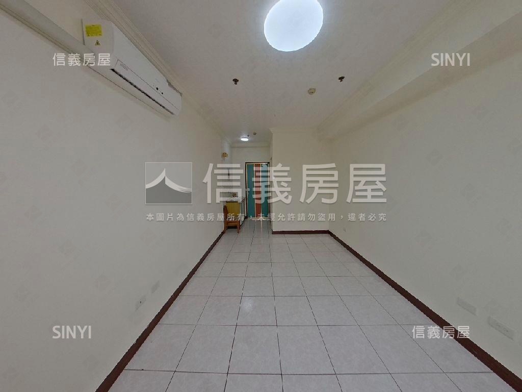 近逢甲商圈底總價視野美套房屋室內格局與周邊環境