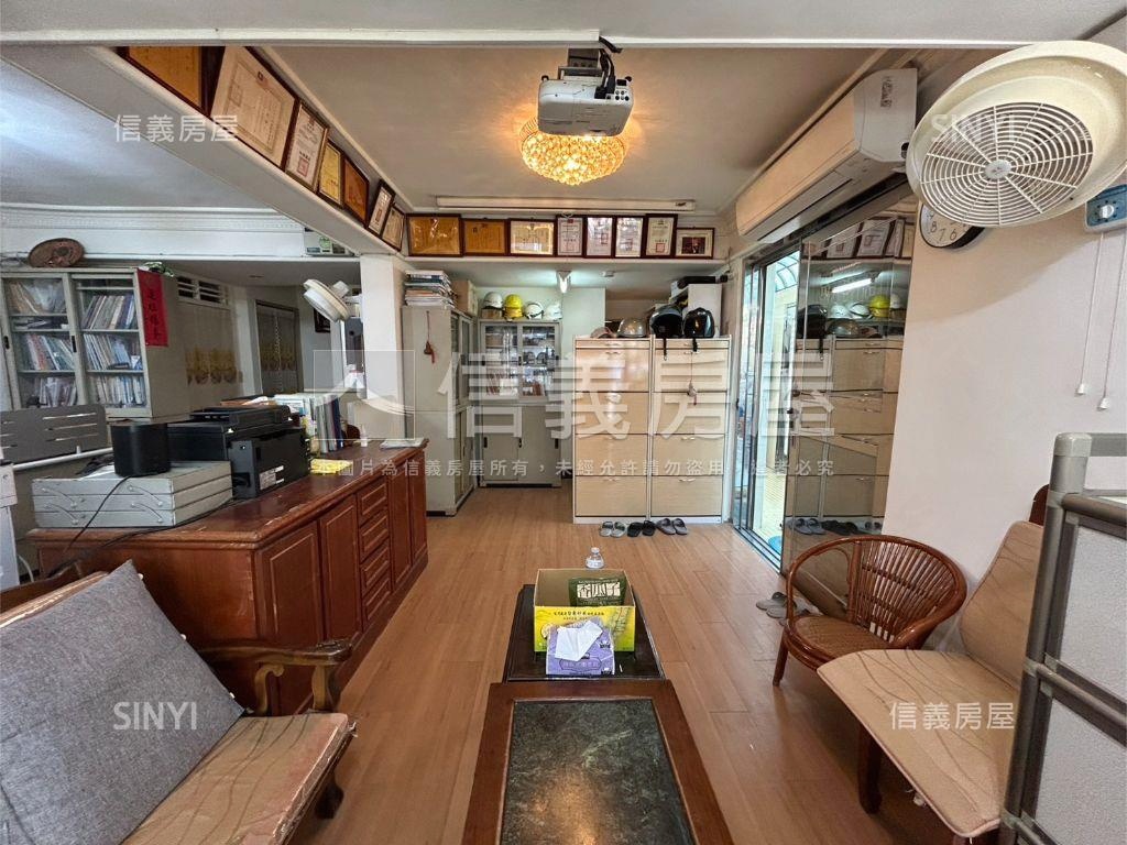 景華吸金店面房屋室內格局與周邊環境