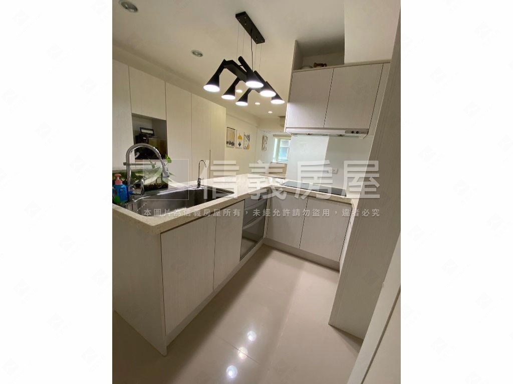 浪漫山林邊間兩房房屋室內格局與周邊環境