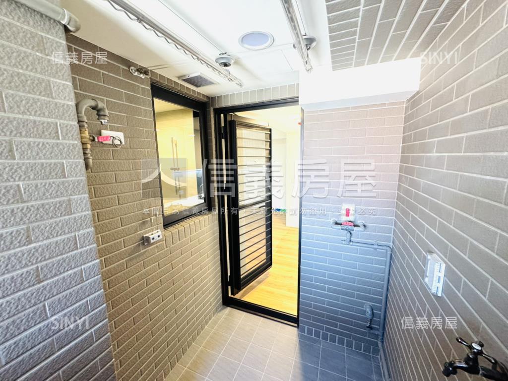 國泰美禾３房平車選這間房屋室內格局與周邊環境