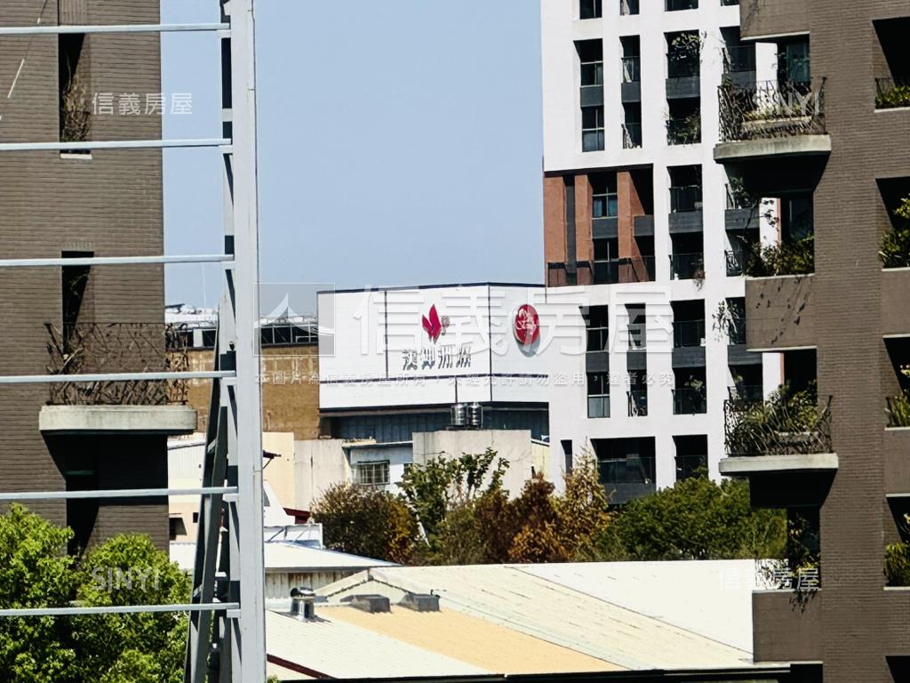 國泰美禾３房平車選這間房屋室內格局與周邊環境