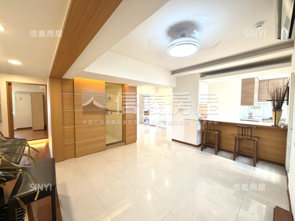 新店傳奇景觀大戶房屋室內格局與周邊環境