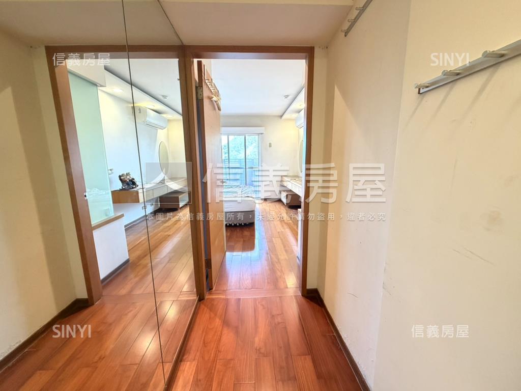 新店傳奇景觀大戶房屋室內格局與周邊環境