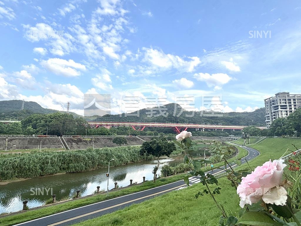 景秀鋼骨河堤首席房屋室內格局與周邊環境