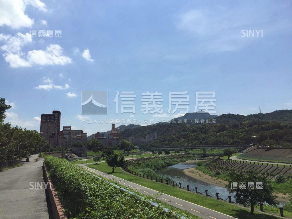 ★景秀★鋼骨樹海河堤首席房屋室內格局與周邊環境