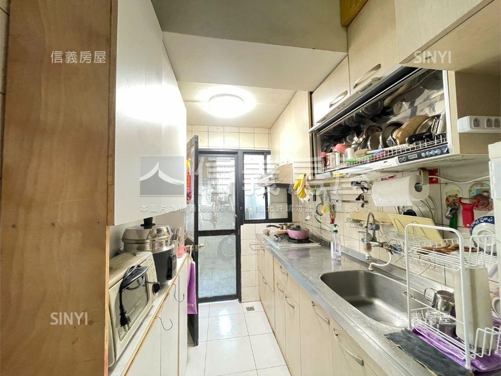 河景樹海首排亞灣明亮三房房屋室內格局與周邊環境