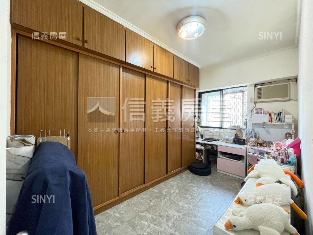 河景樹海首排亞灣明亮三房房屋室內格局與周邊環境