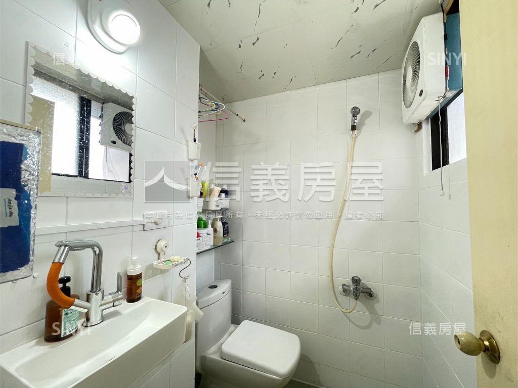 河景樹海首排亞灣明亮三房房屋室內格局與周邊環境