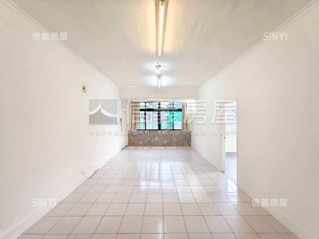 一層一戶四面採光大空間房屋室內格局與周邊環境