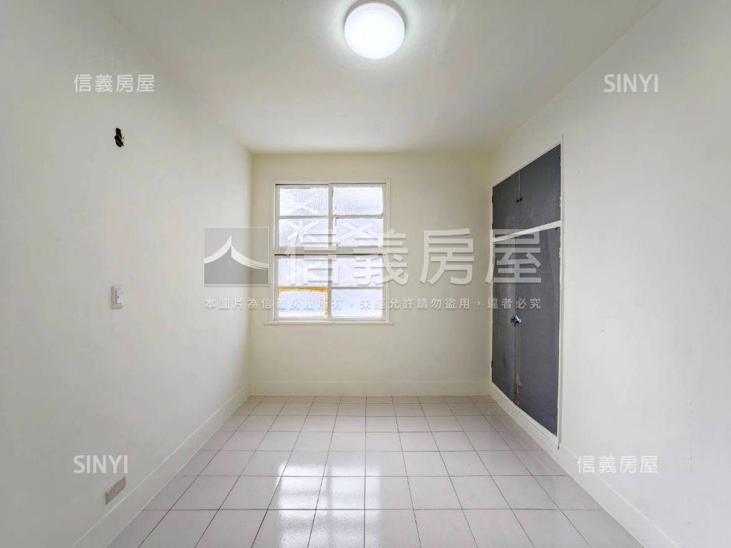 一層一戶四面採光大空間房屋室內格局與周邊環境