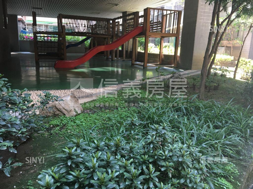 快樂成家校園景觀２房２衛房屋室內格局與周邊環境