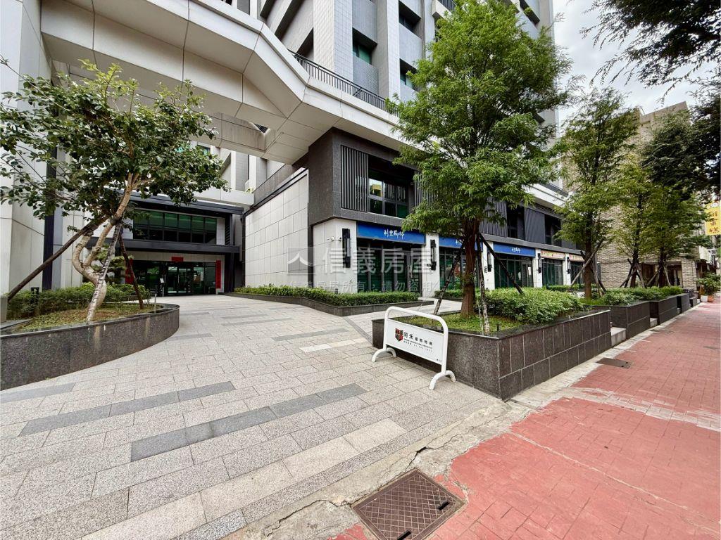 【利豐御邸】全新三房平車房屋室內格局與周邊環境