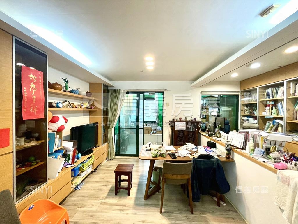 新接♬富比世♬稀有大露台房屋室內格局與周邊環境