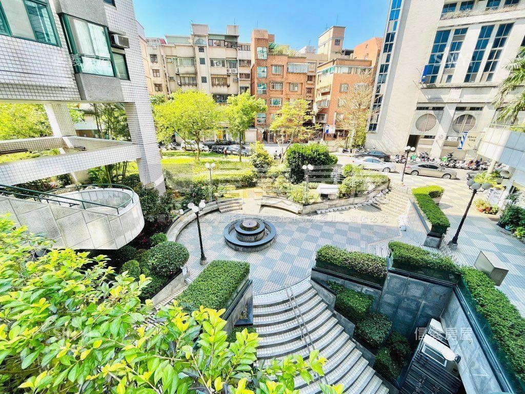 新接♬富比世♬稀有大露台房屋室內格局與周邊環境