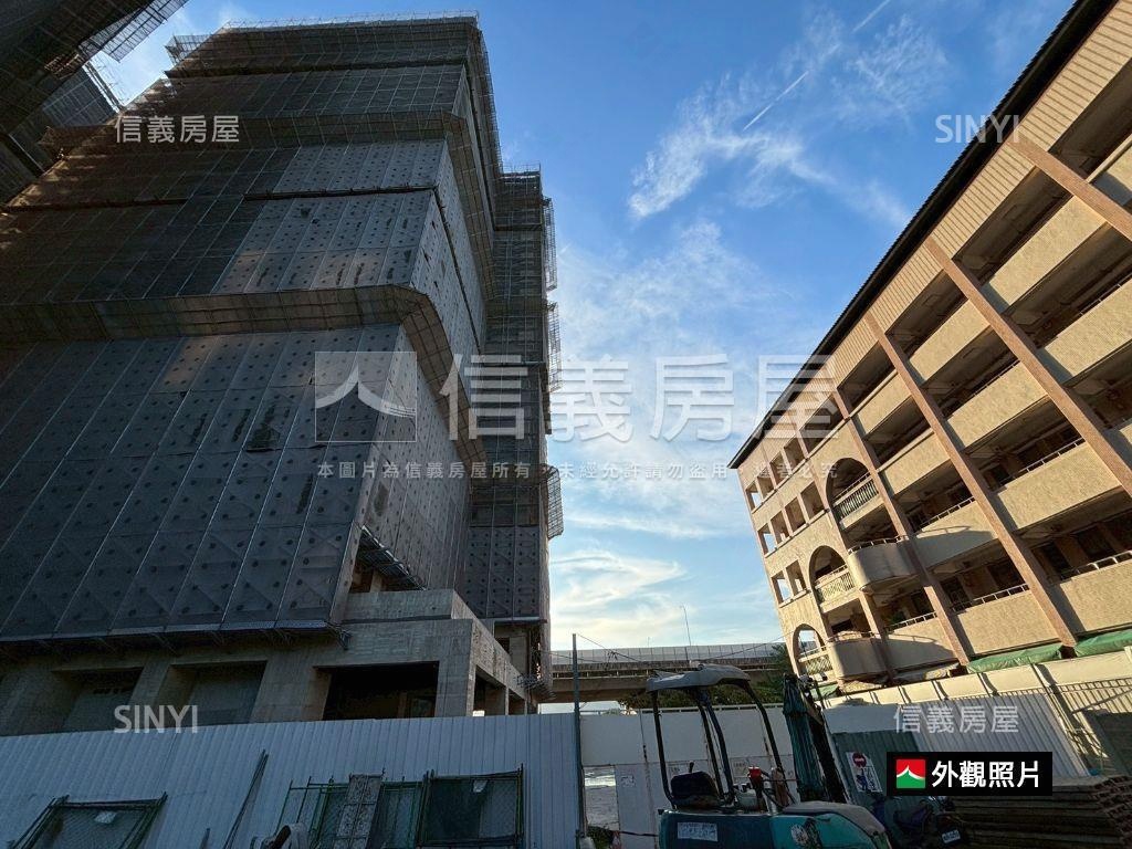 全坤峰碩次頂景觀二房車位房屋室內格局與周邊環境