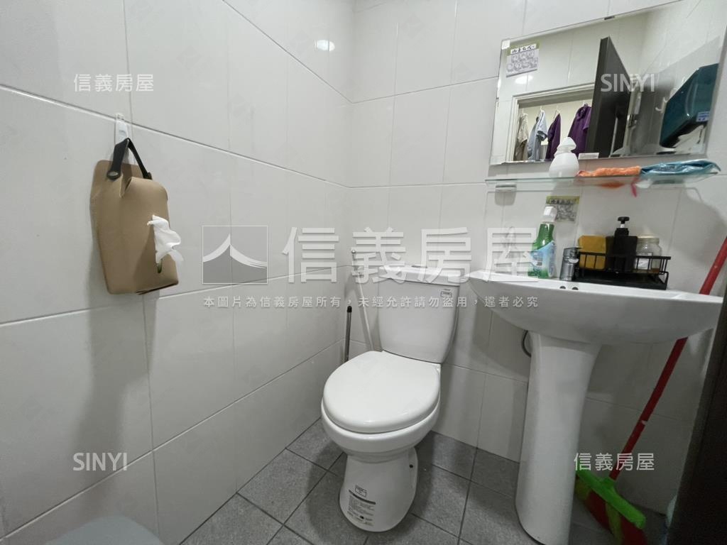 晴光·雙城街人潮店面房屋室內格局與周邊環境