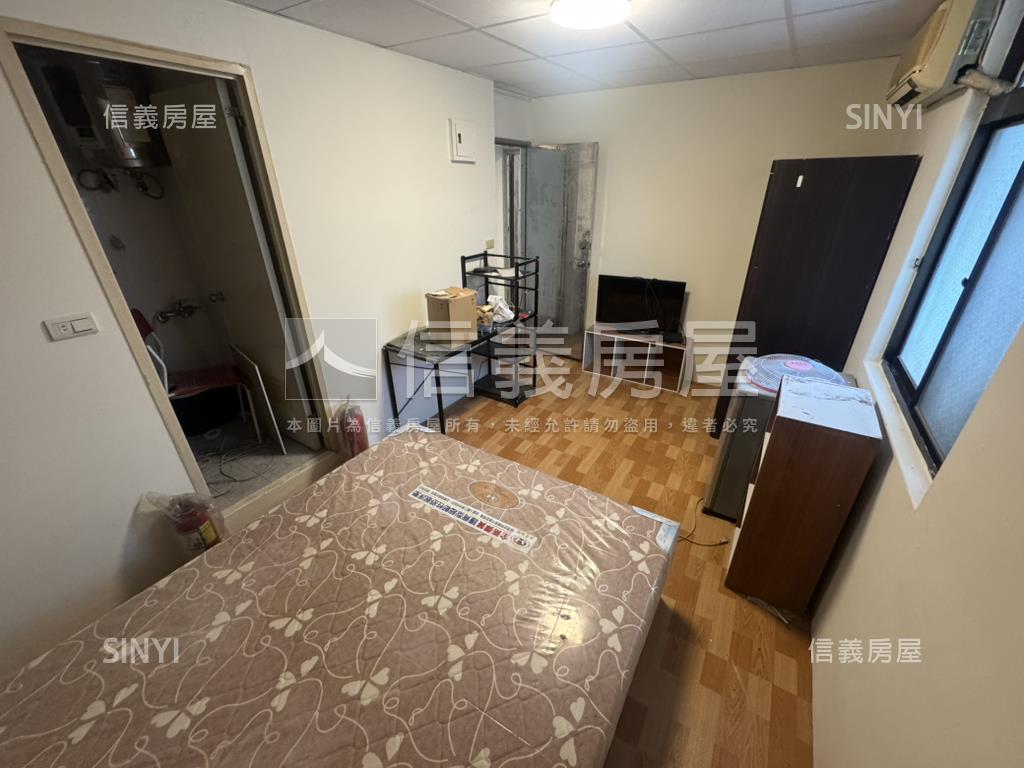 近環球˙包租公房屋室內格局與周邊環境