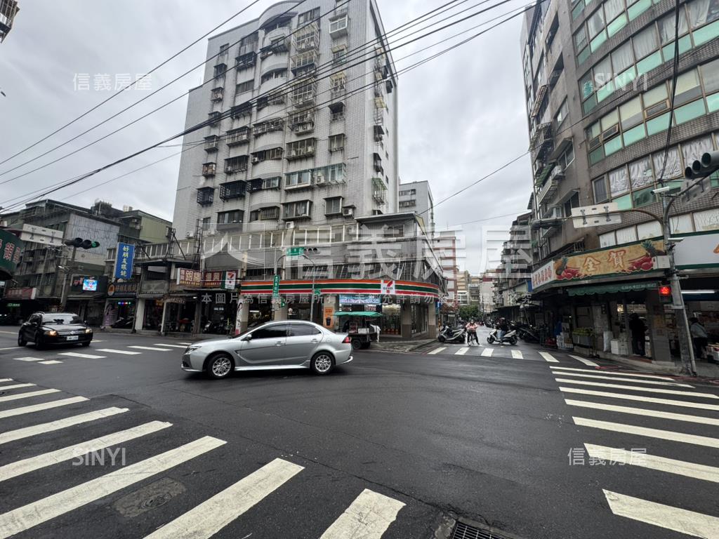 近環球˙包租公房屋室內格局與周邊環境