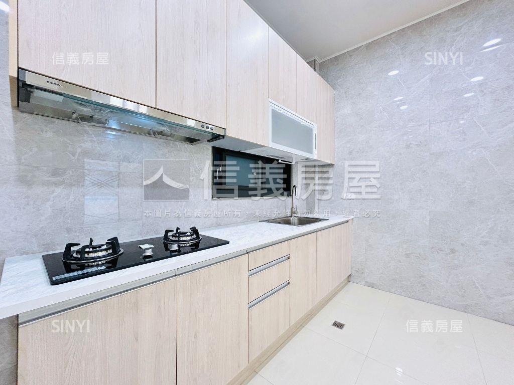 中興商圈臨路精裝美透天讚房屋室內格局與周邊環境