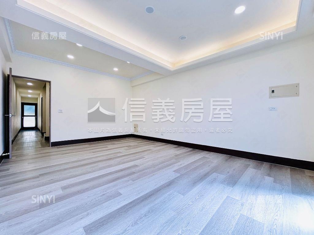 中興商圈臨路精裝美透天讚房屋室內格局與周邊環境