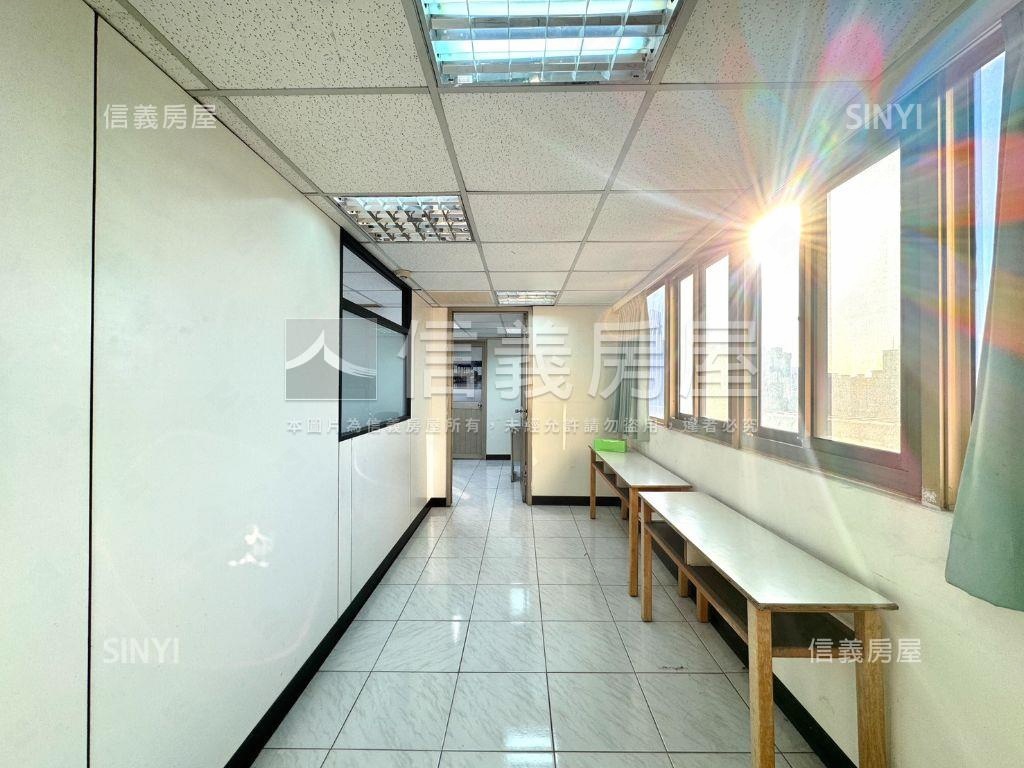 北屯近捷運商辦可登補習班房屋室內格局與周邊環境