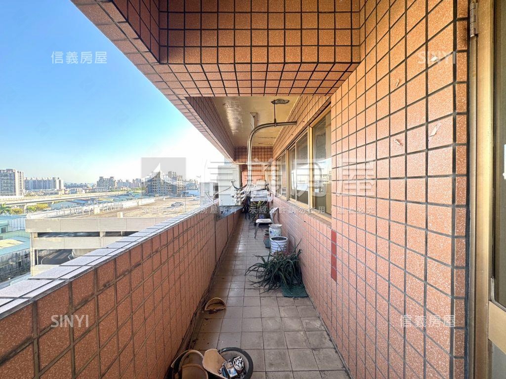 北屯近捷運商辦可登補習班房屋室內格局與周邊環境