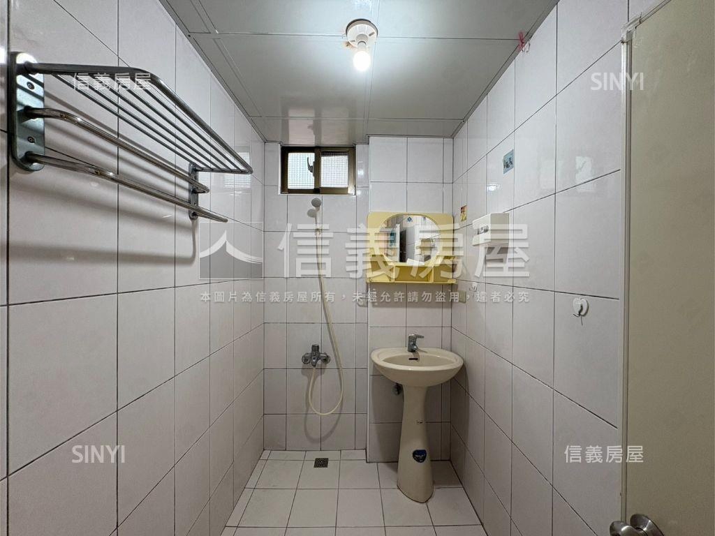 輕鬆成家·高ＣＰ美妝兩房房屋室內格局與周邊環境