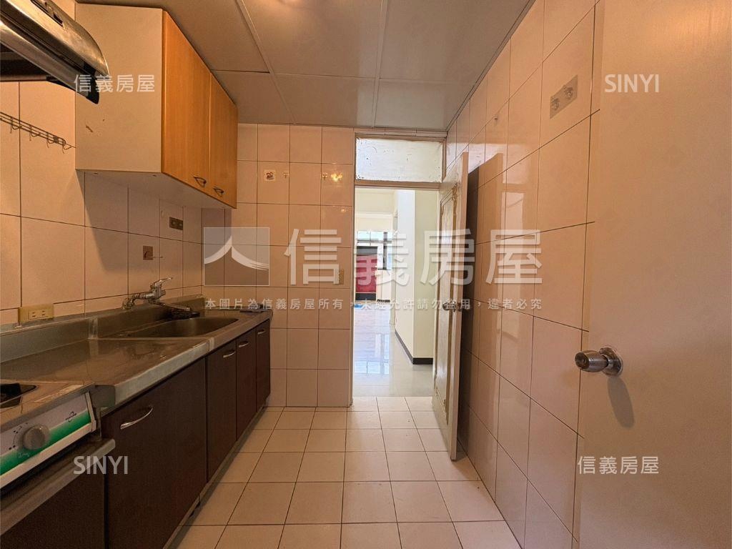 輕鬆成家·高ＣＰ美妝兩房房屋室內格局與周邊環境