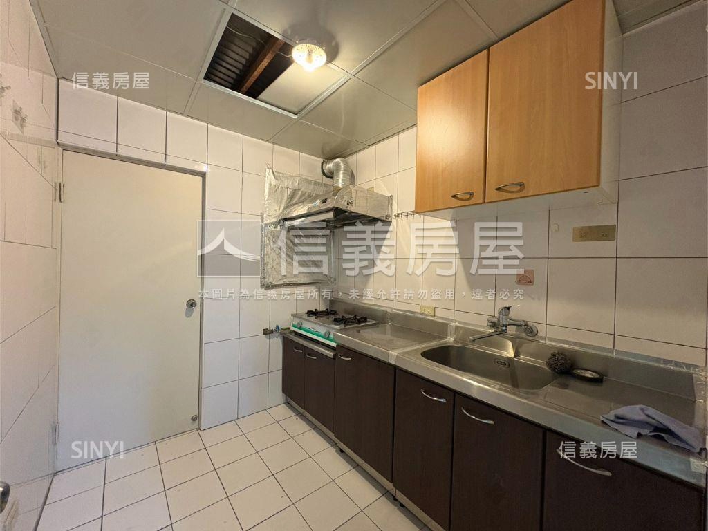 輕鬆成家·高ＣＰ美妝兩房房屋室內格局與周邊環境