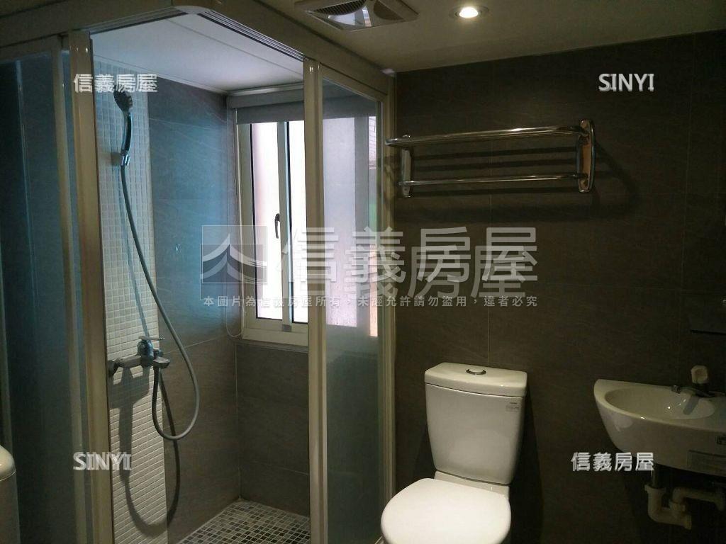 西屯路逢甲黃金樓店附平車房屋室內格局與周邊環境