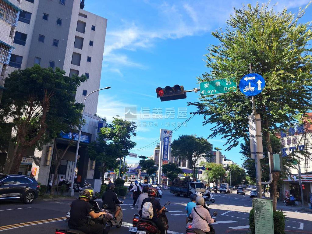 樂業京站樓店房屋室內格局與周邊環境